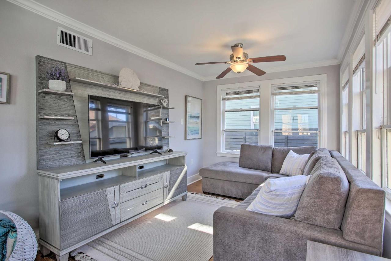 Cozy Beach Bungalow Near Galveston Seawall And Pier Zewnętrze zdjęcie