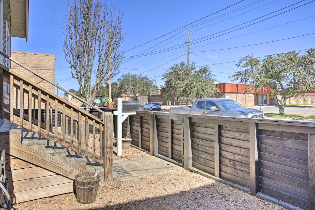 Cozy Beach Bungalow Near Galveston Seawall And Pier Zewnętrze zdjęcie